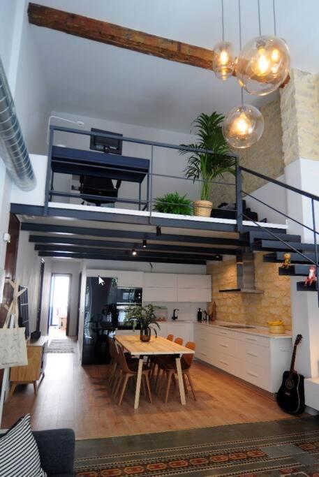 Apartment Duplex En El Centro De Alicante